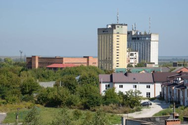 Pencereden şehre olan manzara.