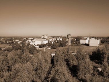 Pencereden şehre olan manzara.