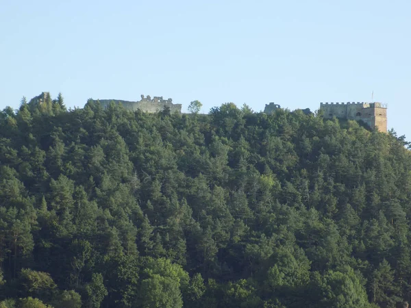 Wehrmauern Der Alten Burg — Stockfoto