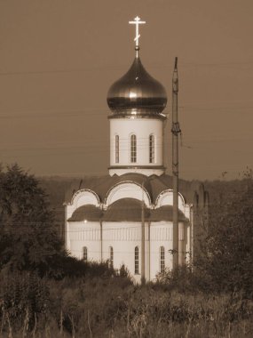 Kenar mahallelerdeki kilise