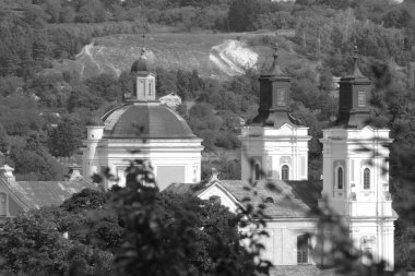 Şekil Değiştirme Katedrali.