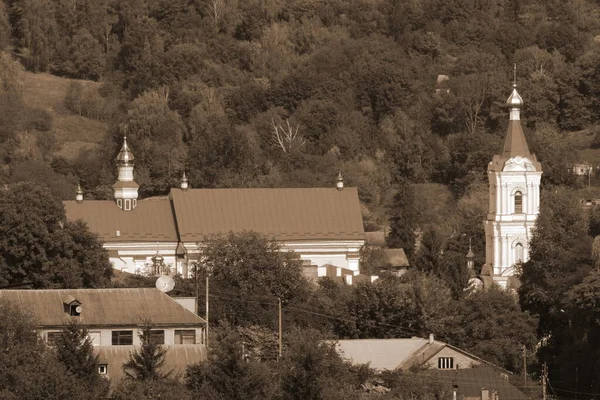    Epifani Manastırı Ziyafeti Kaynağı