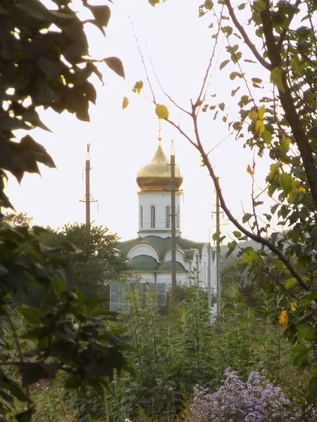 Kenar mahallelerdeki kilise