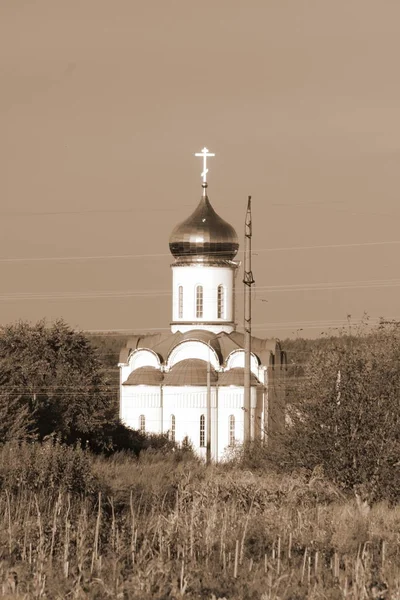 Kerk Orthodox Klein Baksteen Wit Nieuw — Stockfoto