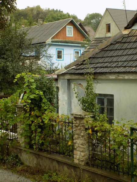 Houses Small Residential Village Ukrainian Provincial Old New One Storey — Stock Photo, Image