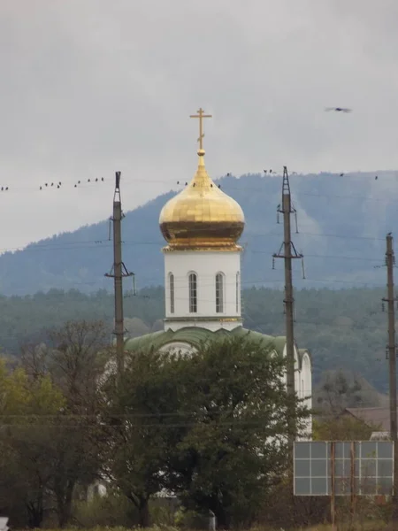 Kenar Mahallelerdeki Kilise — Stok fotoğraf