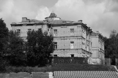 Antik çağlarda Kontes Dzembovskoyi 'nin eski malikanesi