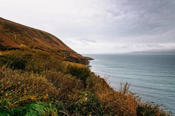 Vista panorâmica das falésias na costa da Irlanda — Fotografia de Stock