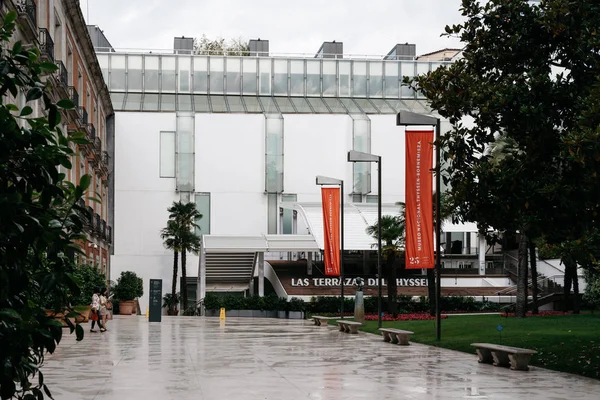 Huvudentrén till Thyssen-museet i Madrid — Stockfoto