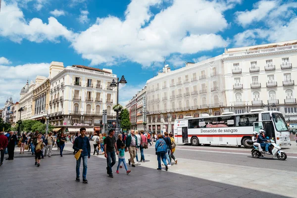 Plaza Puerta del Sol en Madrid —  Fotos de Stock