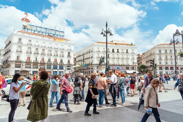 Platz puerta del sol in madrid — Stockfoto