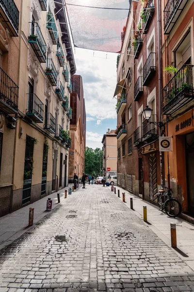 Vista de las calles de Las Letras o Barrio Literario de Madrid — Foto de Stock