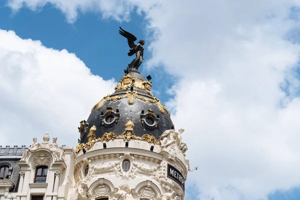 Madrid'de bina metropolis