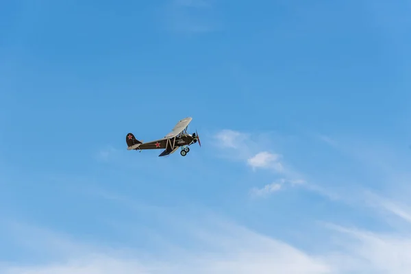 Polikarpov Po 2 Aeronaves russas durante show aéreo — Fotografia de Stock