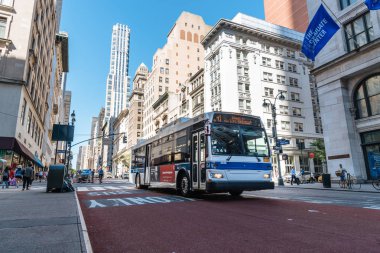 Midtown Manhattan New York Fifth Avenue otobüste