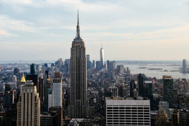 Gün batımında New York 'un hava manzarası