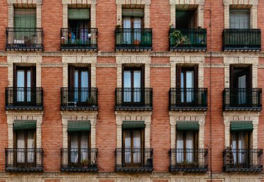 Geleneksel Madrid Lavapies bina konut