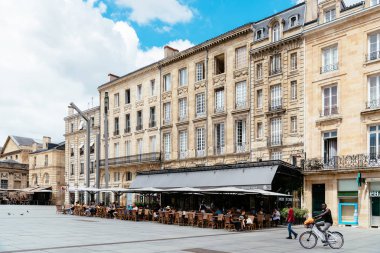 Pey Berland Meydanı, Bordeaux merkezinde