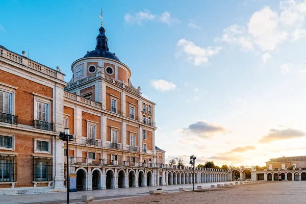 Kungliga slottet i Aranjuez i soluppgången, Madrid — Stockfoto