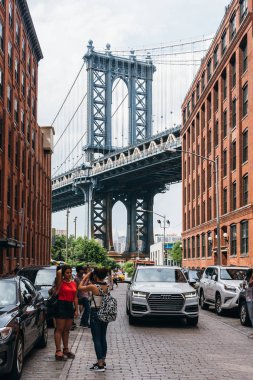 Brooklyn köprüsünden Manhattan ikonik görünümünü
