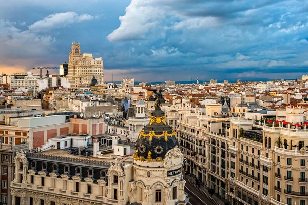 Skyline de Madrid desde la azotea del Círculo de Bellas Artes —  Fotos de Stock