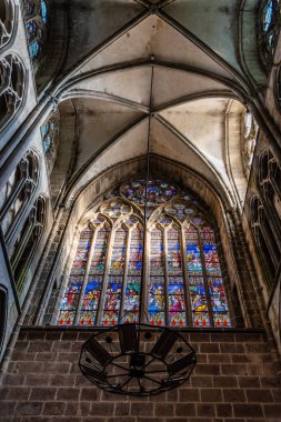 Dol-de-Bretagne katedralin iç görünümü