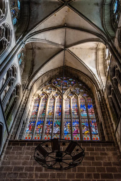 Veduta interna della Cattedrale di Dol-de-Bretagne — Foto Stock