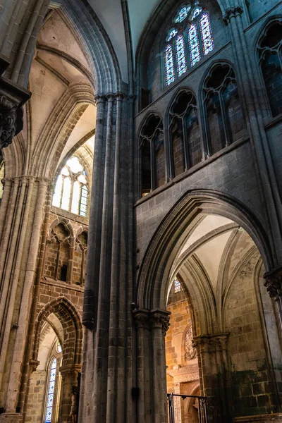 Veduta interna della Cattedrale di Dol-de-Bretagne — Foto Stock