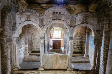 Lena Kilisesi St Christine iç görünümü