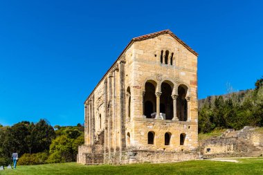 Oviedo 'daki Santa Maria del Naranco Kilisesi
