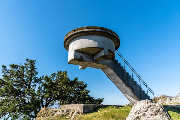 Viewpoint of El Fito. Concrete structure against sky — Stock Photo, Image
