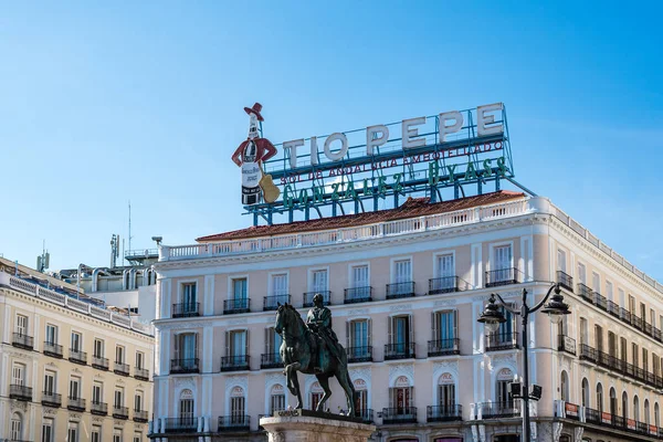 Puerta del sol platz in madrid, spanien — Stockfoto
