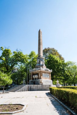 Madrid'de İspanya Için Fallen Anıtı