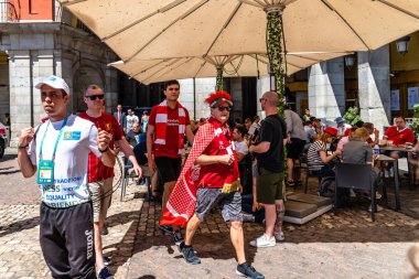 Liverpool taraftarları Madrid'deki Uefa Şampiyonlar Ligi Finali'nde