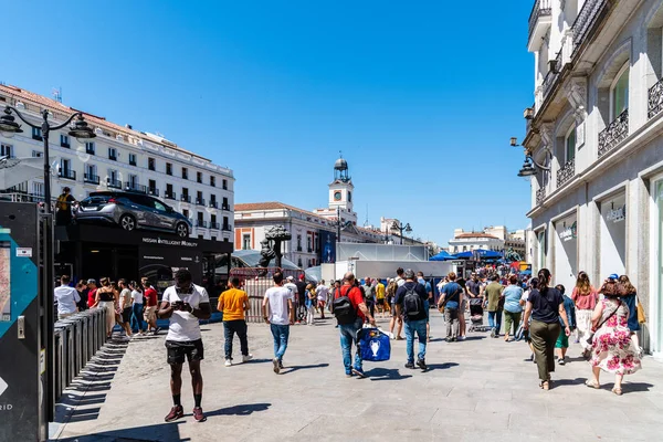 Aficionados al Tottenham en la final de la UEFA Champions League en Madrid —  Fotos de Stock