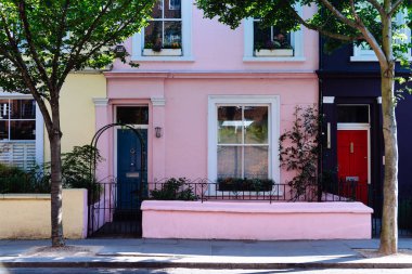 Londra'da Notting Hill güzel pembe ev