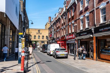 Londra'da Brick Lane sokak sahnesi 