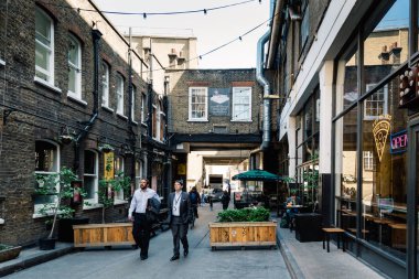 Londra'da Brick Lane sokak sahnesi 