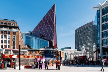 Victoria Reailroad İstasyonu yakınlarındaki Londra Cityscape