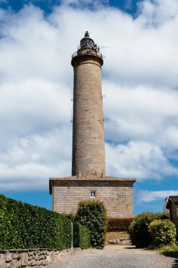 Gökyüzüne karşı Batz Adası Deniz Feneri