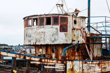 Camaret-sur-mer 'deki eski gemi enkazı.