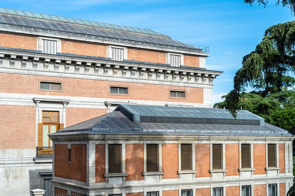 Utsikt över Pradomuseet i Madrid — Stockfoto