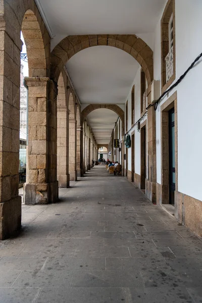 Vista da arcada da Praça Maria Pita em Corunna, Galiza — Fotografia de Stock