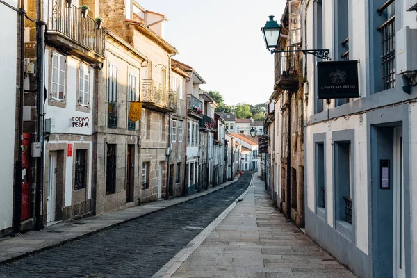 Strada nel centro storico di Santiago de Compostela — Foto Stock