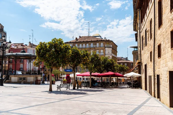 Plaza de la Paz en el pueblo medieval de Haro, La Rioja — Foto de Stock