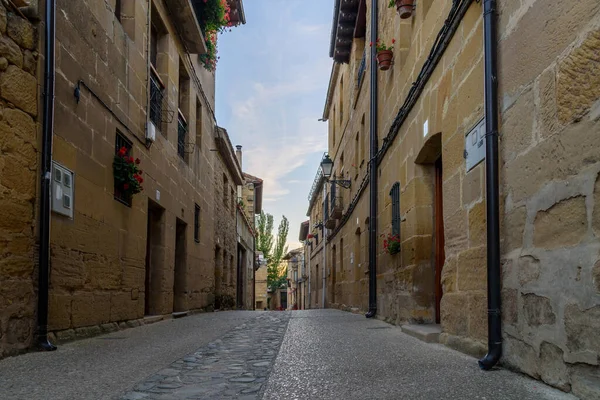 Středověká vesnice Sajazarra, La Rioja, Španělsko — Stock fotografie