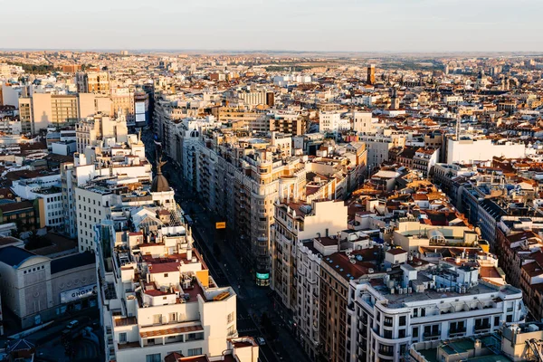 Centro de Madrid vista panorámica aérea al atardecer — Foto de Stock