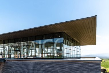 La Rioja 'daki Baigorri' nin modern mimari şaraphanesi