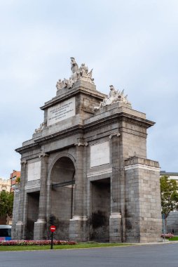 Madrid 'deki Puerta de Toledo manzarası