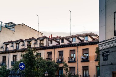 Madrid 'deki Malasana mahallesinde geleneksel tavan arası olan eski bir yerleşim yeri.